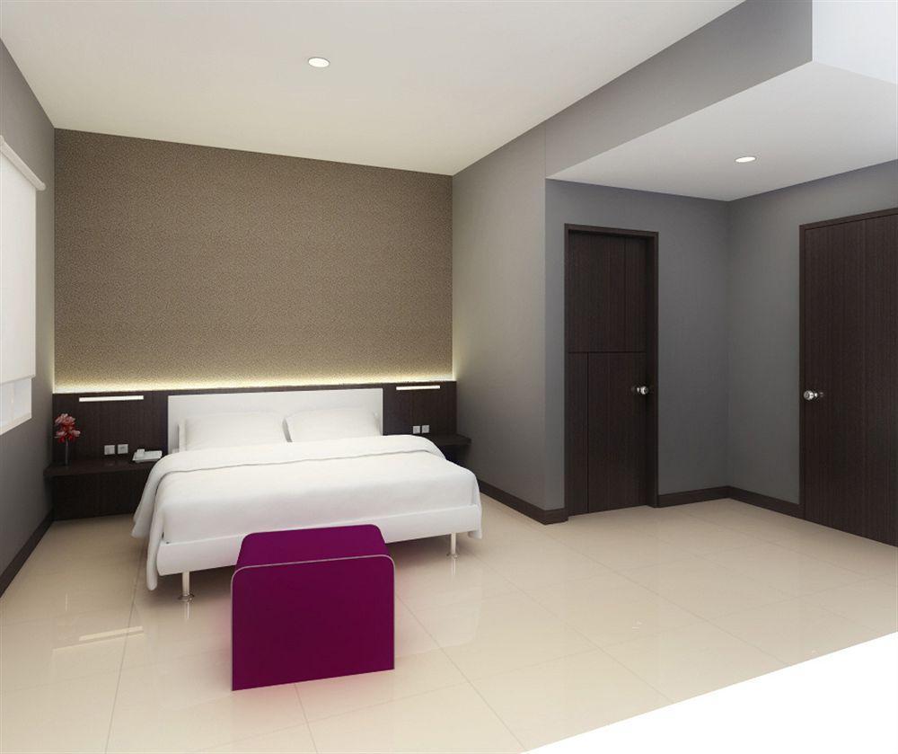 J Hotel Medan Luaran gambar