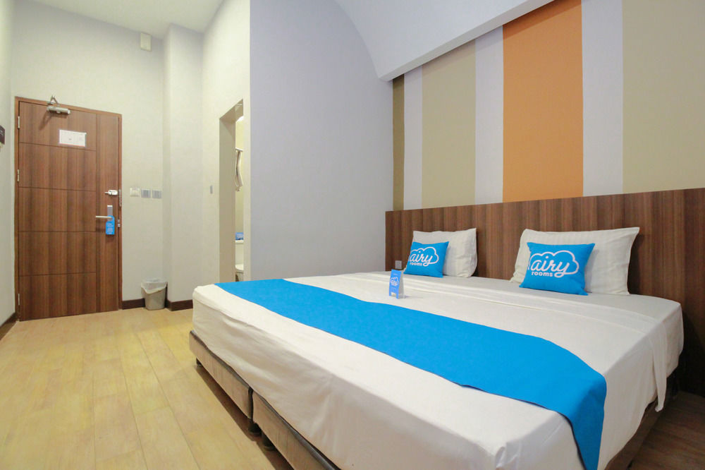 J Hotel Medan Luaran gambar
