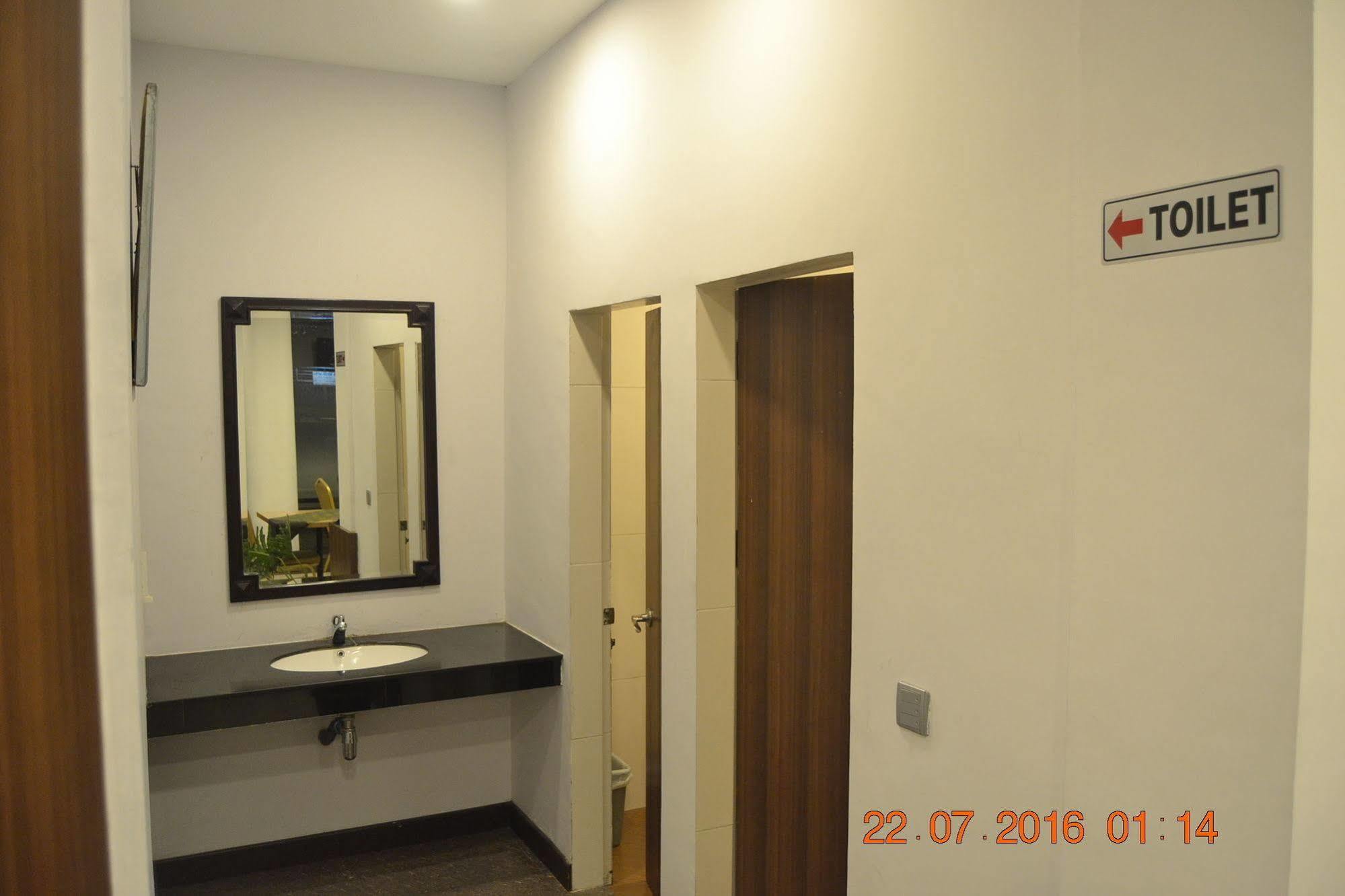 J Hotel Medan Luaran gambar