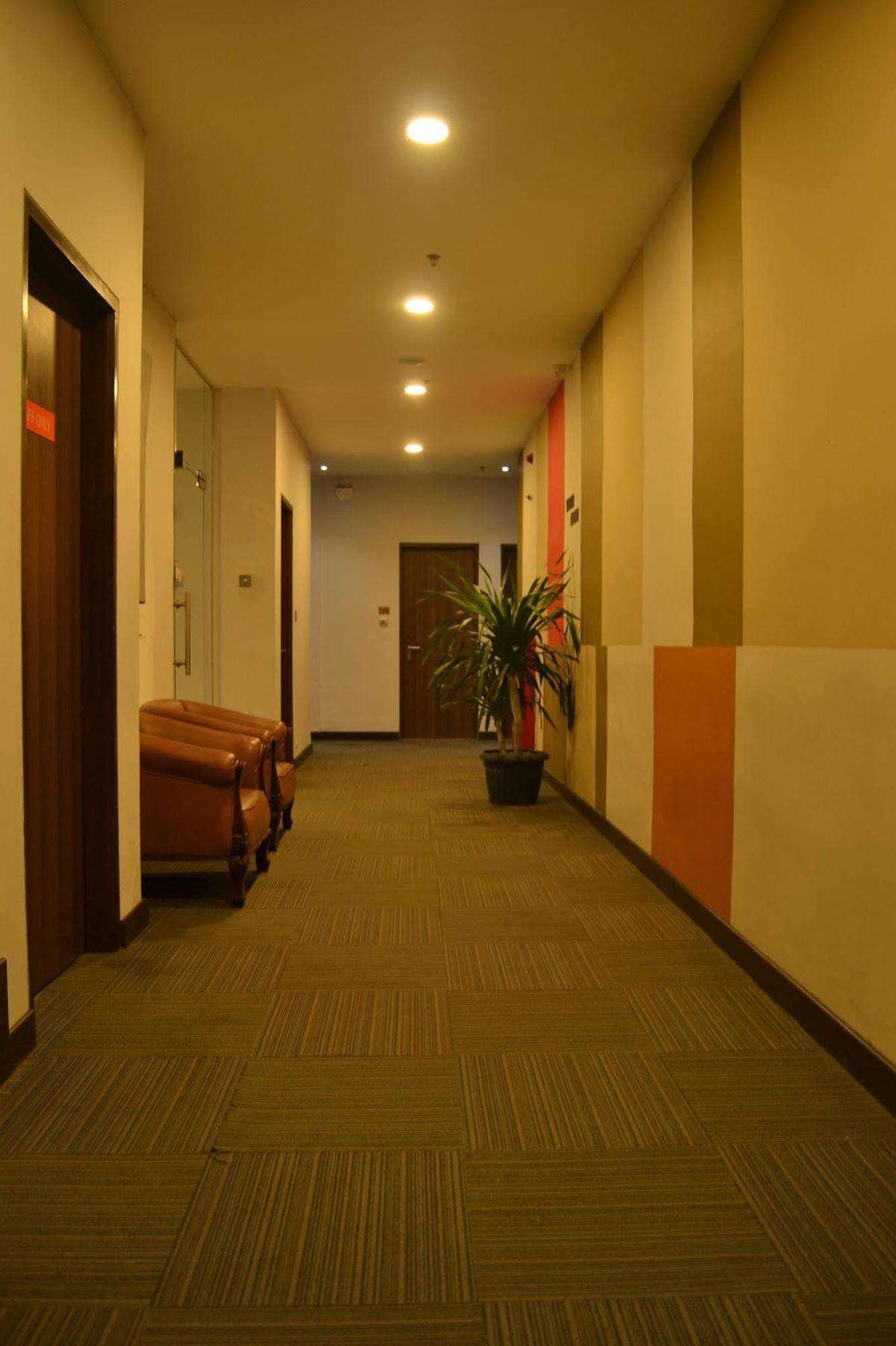 J Hotel Medan Luaran gambar