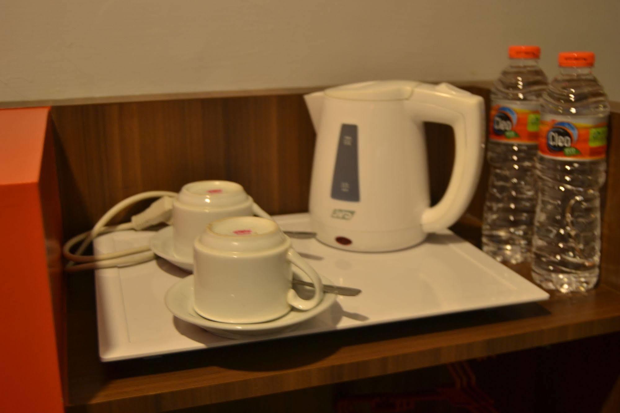 J Hotel Medan Luaran gambar