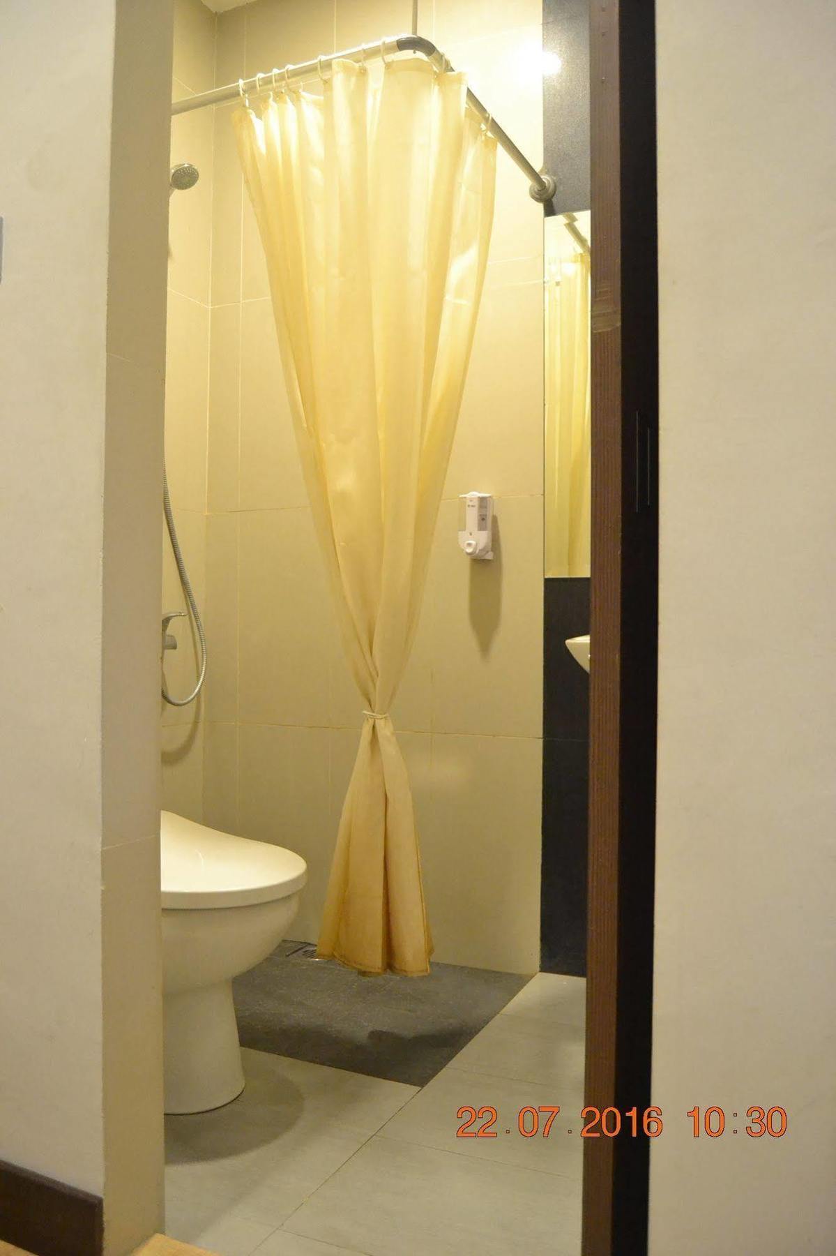 J Hotel Medan Luaran gambar
